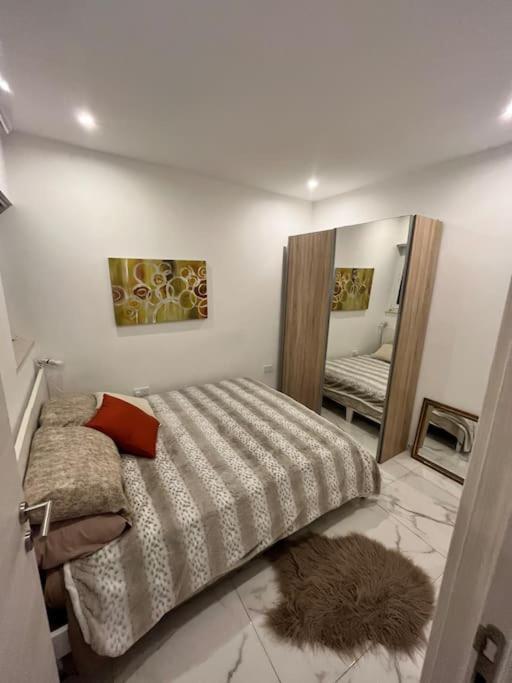 2 Bedroom Apartment In Msida, Malta Kültér fotó